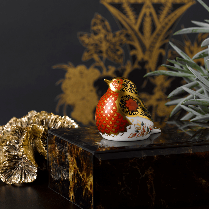 Old Imari Solid Gold Band Robin Product Image