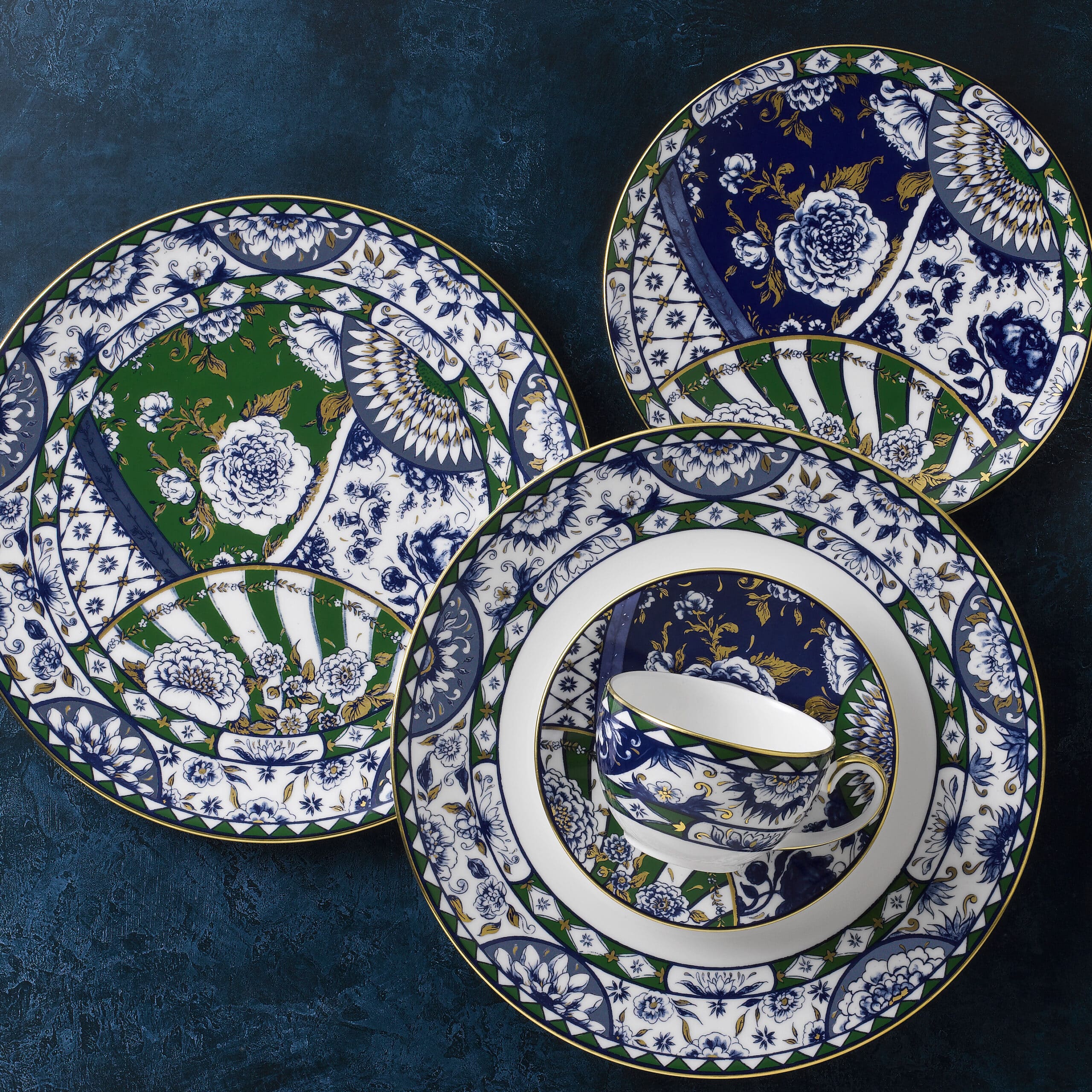Victorias Garden Blue & Green Dinner Set